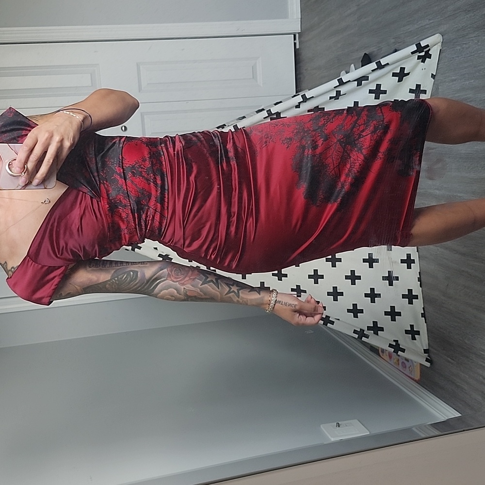 Le Chateau Burgundy and Black Midi Dress
